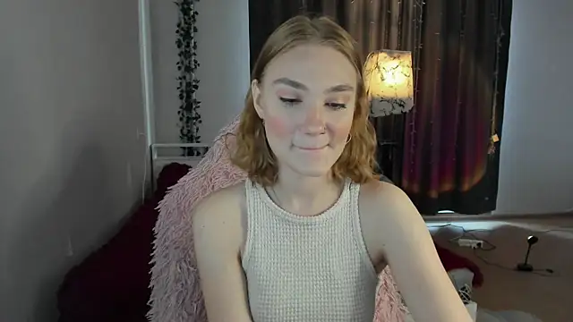 ReddHotPipper online show from September 9, 2025, 2:10 am