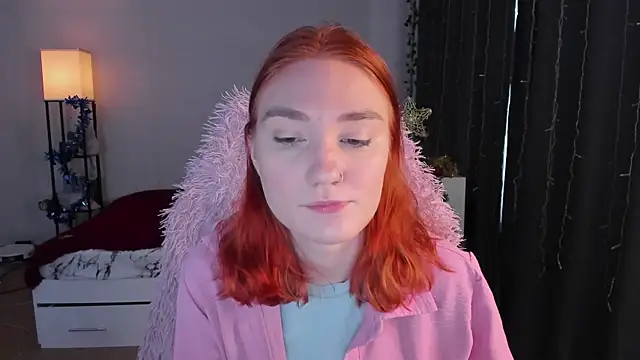 Snapshot of ReddHotPipper chatting on December 23, 2025, 3:50 am ReddHotPipper online show from December 23, 2025, 3:50 am