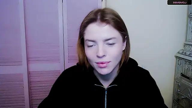 Snapshot of MissOliviaa_ chatting on January 24, 2025, 1:57 pm MissOliviaa  online show from January 24, 2025, 1:57 pm