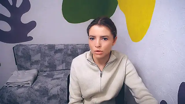 MissOliviaa  online show from December 2, 2025, 7:32 am