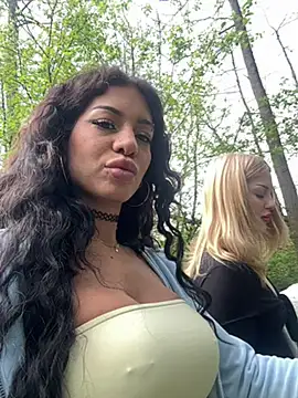 AlyssaHottv  online show from April 16, 2026, 9:54 am