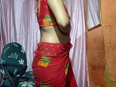 Snapshot of poojaxxx65 chatting on December 4, 2025, 11:15 pm poojaxxx65 online show from December 4, 2025, 11:15 pm