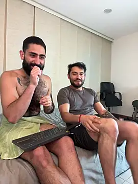 Snapshot of Drogamma chatting on November 20, 2025, 9:47 pm Drogamma online show from November 20, 2025, 9:47 pm