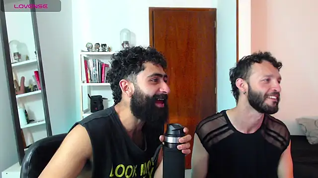 Snapshot of Drogamma chatting on March 17, 2025, 11:46 pm Drogamma online show from March 17, 2025, 11:46 pm