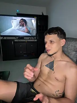 ArturoDelgado1 online show from March 24, 2026, 4:12 am