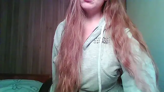 Snapshot of Evasapples chatting on November 20, 2025, 10:52 pm Evasapples online show from November 20, 2025, 10:52 pm