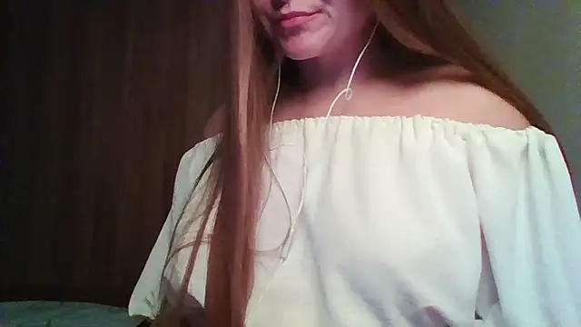 Snapshot of Evasapples chatting on April 15, 2026, 8:09 pm Evasapples online show from April 15, 2026, 8:09 pm