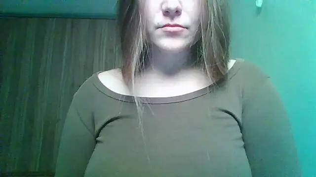 Snapshot of Evasapples chatting on March 14, 2026, 11:44 pm Evasapples online show from March 14, 2026, 11:44 pm