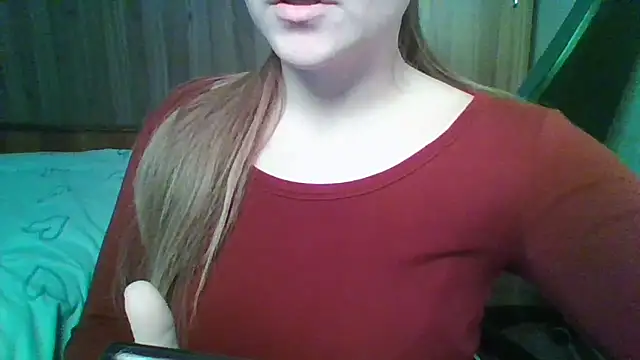 Snapshot of Evasapples chatting on March 10, 2026, 10:08 am Evasapples online show from March 10, 2026, 10:08 am