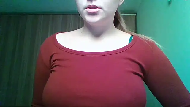 Snapshot of Evasapples chatting on November 14, 2025, 1:26 pm Evasapples online show from November 14, 2025, 1:26 pm