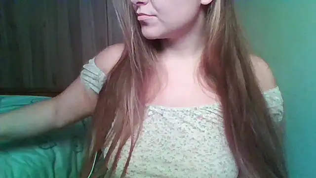 Snapshot of Evasapples chatting on December 1, 2025, 7:15 pm Evasapples online show from December 1, 2025, 7:15 pm