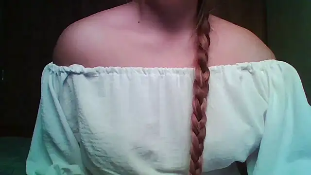 Snapshot of Evasapples chatting on November 6, 2025, 2:32 pm Evasapples online show from November 6, 2025, 2:32 pm