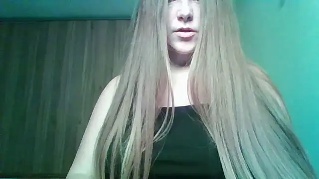 Snapshot of Evasapples chatting on March 17, 2026, 9:40 pm Evasapples online show from March 17, 2026, 9:40 pm
