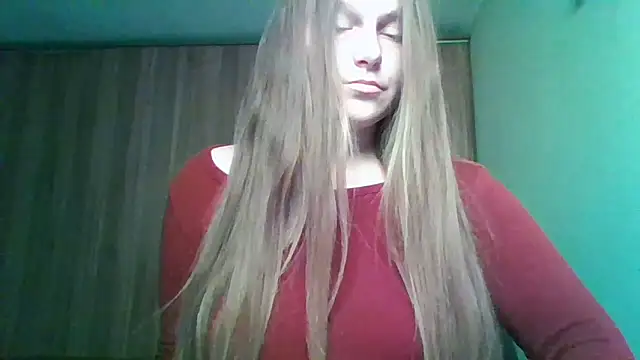 Snapshot of Evasapples chatting on April 14, 2026, 1:16 pm Evasapples online show from April 14, 2026, 1:16 pm