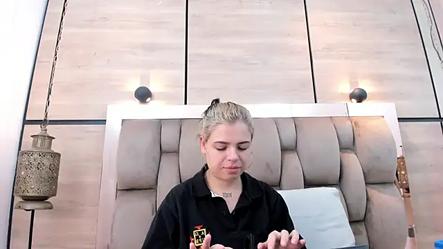 dorothy vegga online show from April 8, 2026, 3:52 am