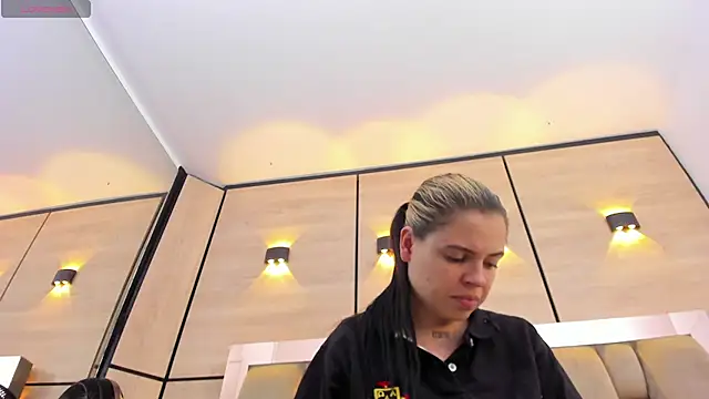 Snapshot of dorothy_vegga chatting on January 6, 2026, 3:32 am dorothy vegga online show from January 6, 2026, 3:32 am