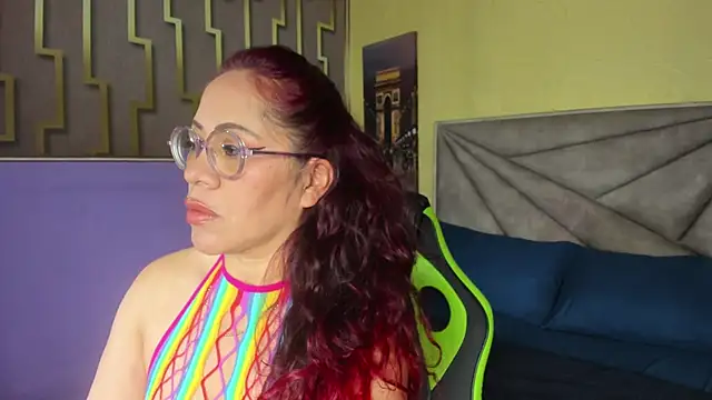 maria paulac online show from September 10, 2025, 6:01 am