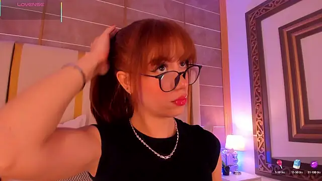 Snapshot of AbigailCarter chatting on November 21, 2025, 11:37 pm AbigailCarter online show from November 21, 2025, 11:37 pm