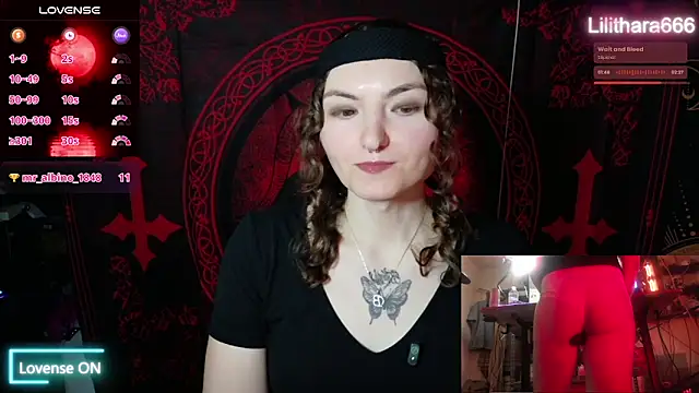 BrandiWRLD 999 online show from November 18, 2025, 7:50 pm