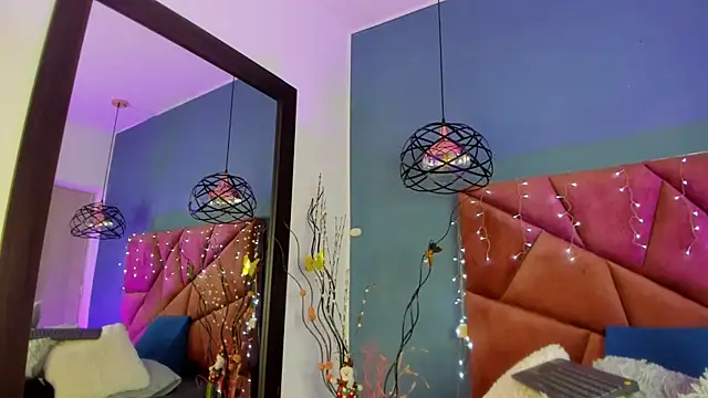 Snapshot of isabella_monsalve chatting on January 5, 2025, 9:59 am isabella monsalve online show from January 5, 2025, 9:59 am