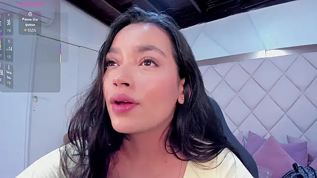 Snapshot of emma_carterr1 chatting on March 21, 2026, 2:21 pm emma carterr1 online show from March 21, 2026, 2:21 pm