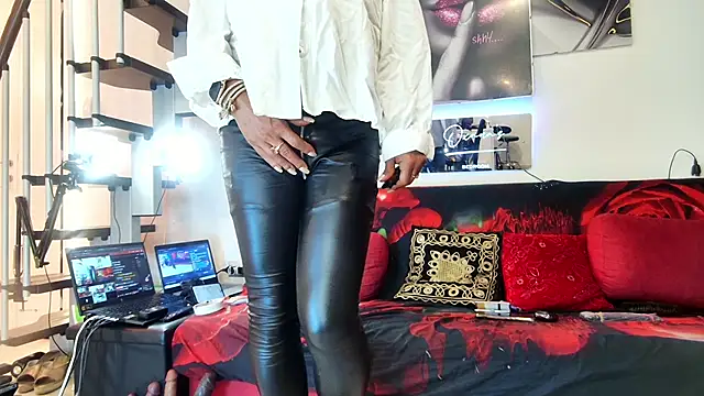 Snapshot of Jbisex chatting on May 31, 2026, 1:33 am Jbisex online show from May 31, 2026, 1:33 am