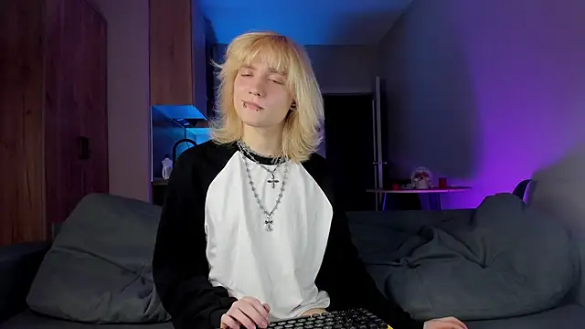 Gregory Byyrd online show from March 18, 2025, 7:22 pm