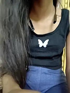 Snapshot of Tamilshaliniammu chatting on December 28, 2024, 8:37 am Tamilshaliniammu online show from December 28, 2024, 8:37 am