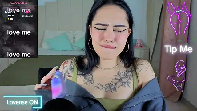 Snapshot of baby__kim chatting on December 18, 2025, 8:34 pm baby kim online show from December 18, 2025, 8:34 pm