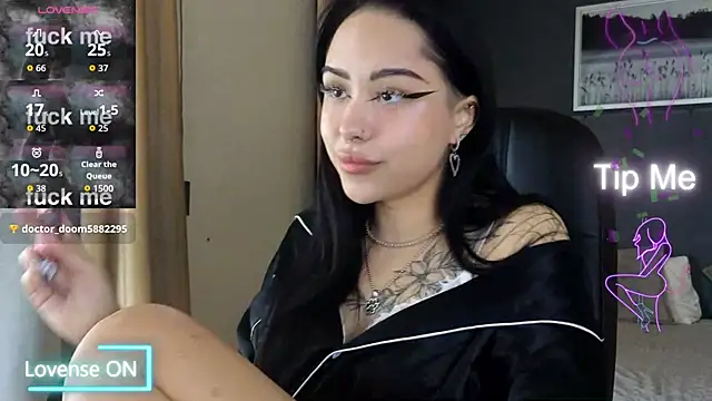 Snapshot of baby__kim chatting on January 5, 2026, 8:23 pm baby kim online show from January 5, 2026, 8:23 pm