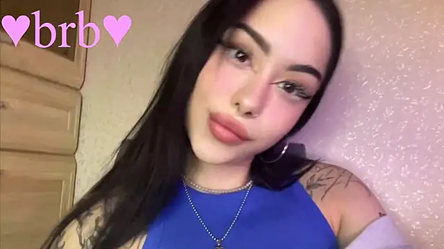 Snapshot of baby__kim chatting on February 20, 2026, 5:59 am baby kim online show from February 20, 2026, 5:59 am