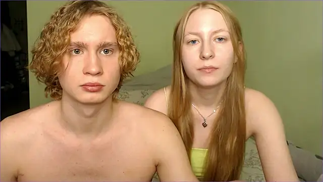 AliceStoneJhonyStone online show from November 26, 2025, 1:55 pm