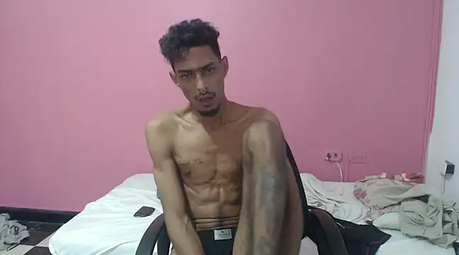 Snapshot of Albertwd420 chatting on January 2, 2025, 4:24 pm Albertwd420 online show from January 2, 2025, 4:24 pm