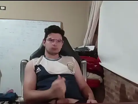 enzis3 online show from November 8, 2025, 9:18 pm