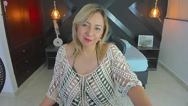 Snapshot of andre_soto_ chatting on September 18, 2025, 2:14 am andre soto online show from September 18, 2025, 2:14 am