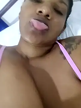 Snapshot of alejandraboobs07 chatting on December 3, 2024, 3:48 am alejandraboobs07 online show from December 3, 2024, 3:48 am