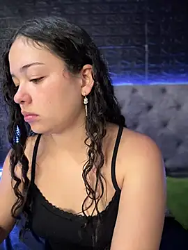 Paloma  LS online show from March 20, 2025, 7:04 pm