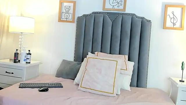 Snapshot of samanta_william chatting on March 18, 2025, 3:56 am samanta william online show from March 18, 2025, 3:56 am