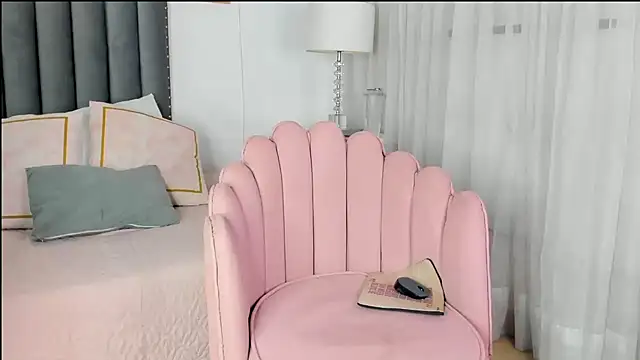 Snapshot of samanta_william chatting on March 19, 2025, 3:20 am samanta william online show from March 19, 2025, 3:20 am