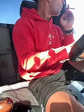 Snapshot of AlexGWoW chatting on September 10, 2025, 8:24 am AlexGWoW online show from September 10, 2025, 8:24 am