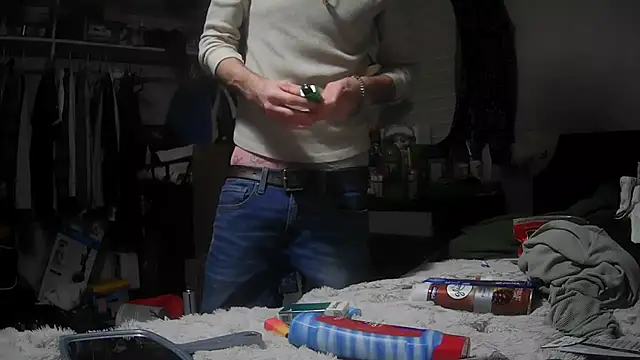 Snapshot of smokee_parT903 chatting on December 18, 2025, 1:55 am smokee parT903 online show from December 18, 2025, 1:55 am