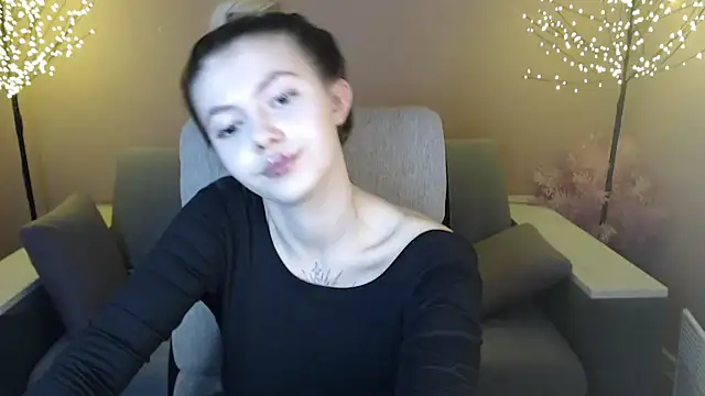 Ritaneer online show from December 17, 2024, 12:33 pm