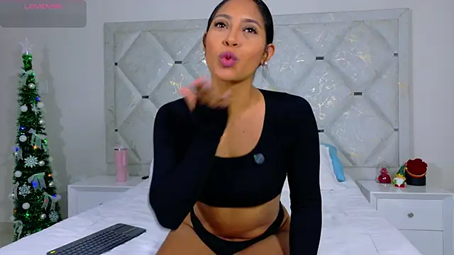 Snapshot of Anna_risse chatting on December 5, 2025, 5:39 am Anna risse online show from December 5, 2025, 5:39 am