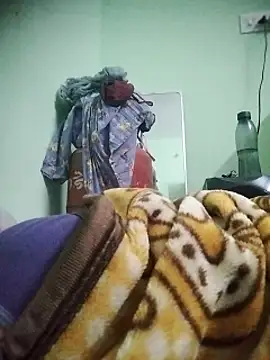 aadhini01 online show from February 8, 2025, 7:59 pm