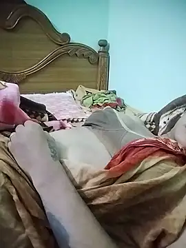 aadhini01 online show from January 31, 2025, 9:59 pm