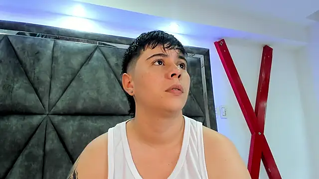 Snapshot of AbbySmiitth_ chatting on March 2, 2026, 10:06 pm AbbySmiitth online show from March 2, 2026, 10:06 pm