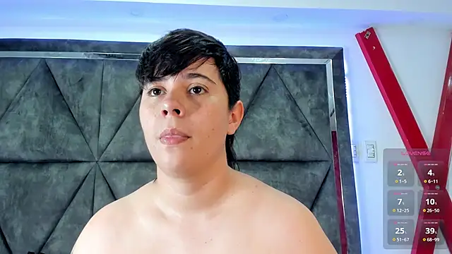 Snapshot of AbbySmiitth_ chatting on February 25, 2026, 8:08 pm AbbySmiitth online show from February 25, 2026, 8:08 pm