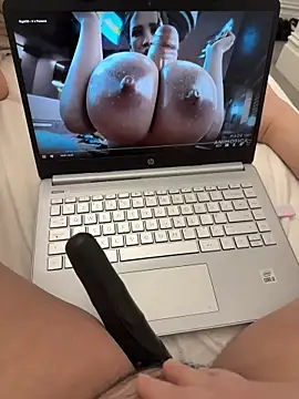 yourcutesarah online show from November 13, 2025, 11:25 am