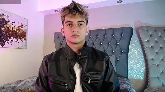 Snapshot of MrWilliseo chatting on September 15, 2025, 7:58 pm MrWilliseo online show from September 15, 2025, 7:58 pm