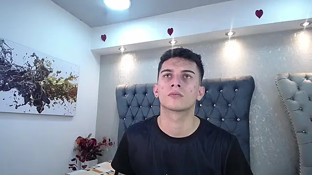 Snapshot of MrWilliseo chatting on February 24, 2025, 7:30 pm MrWilliseo online show from February 24, 2025, 7:30 pm